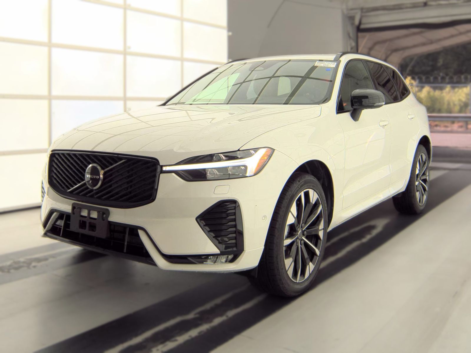 2026 Volvo XC60 B5 Plus FWD