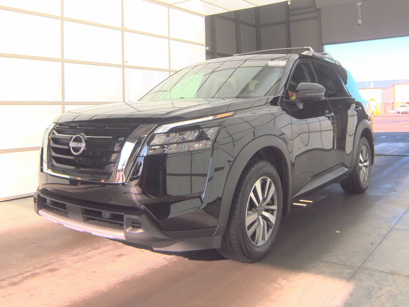 2025 Nissan Pathfinder SL AWD