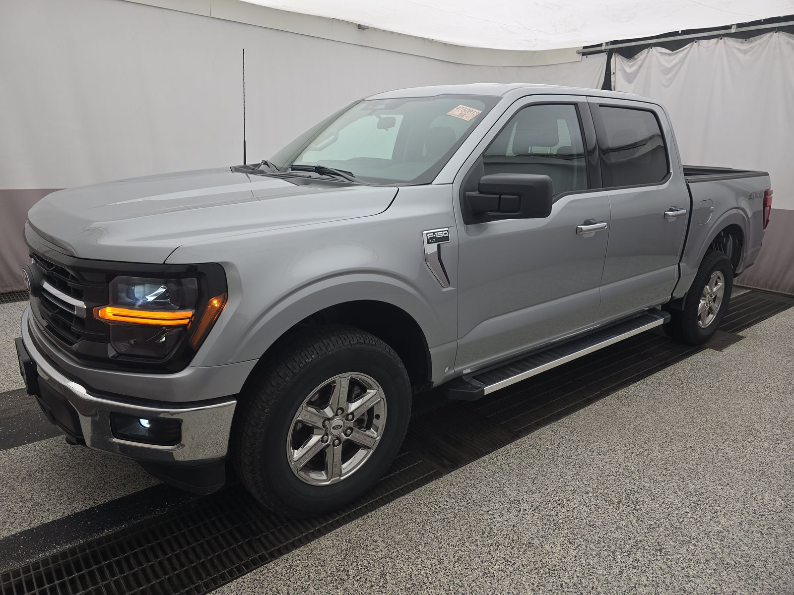 2025 Ford F-150 XLT AWD