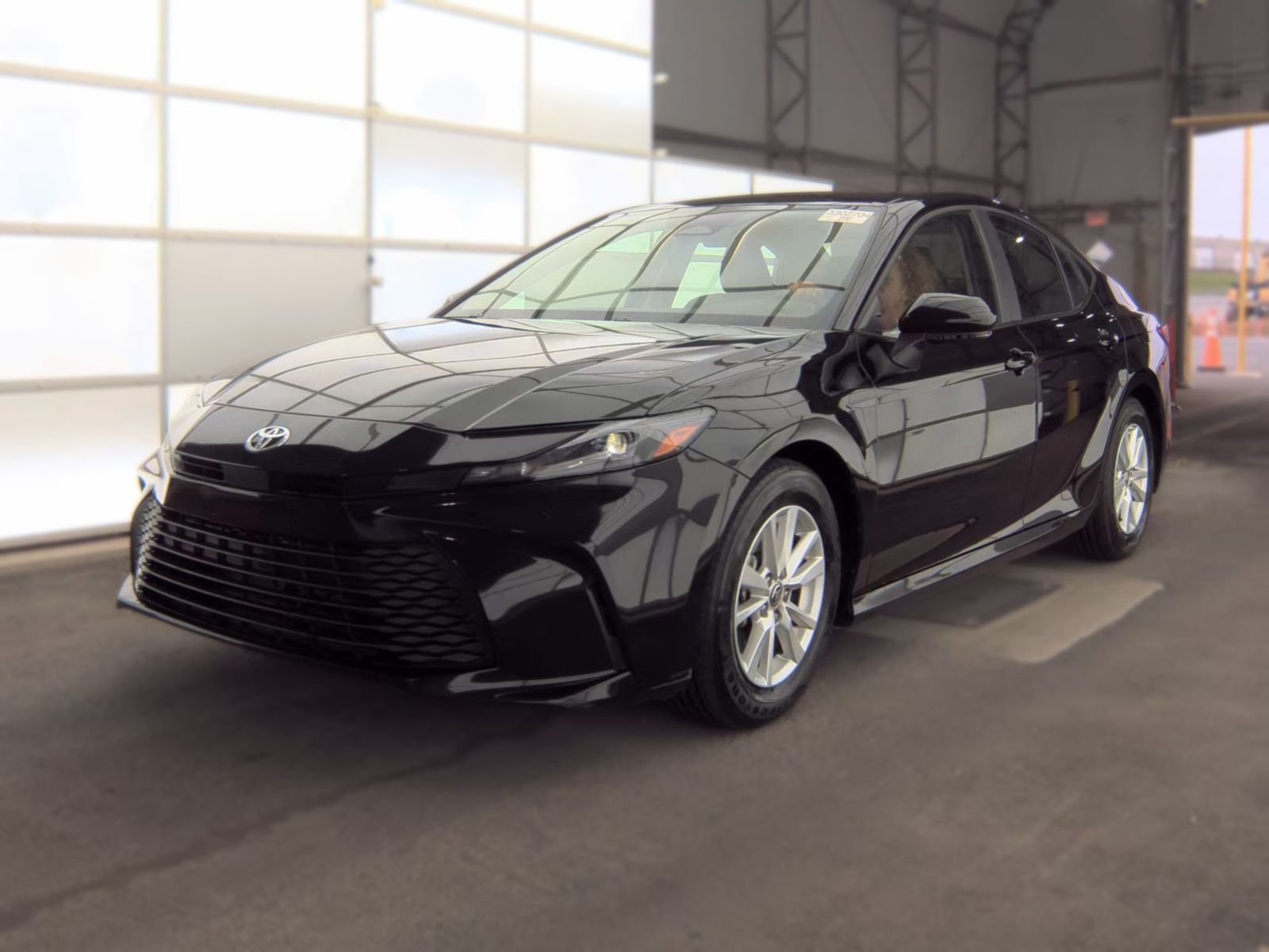 2025 Toyota Camry LE FWD