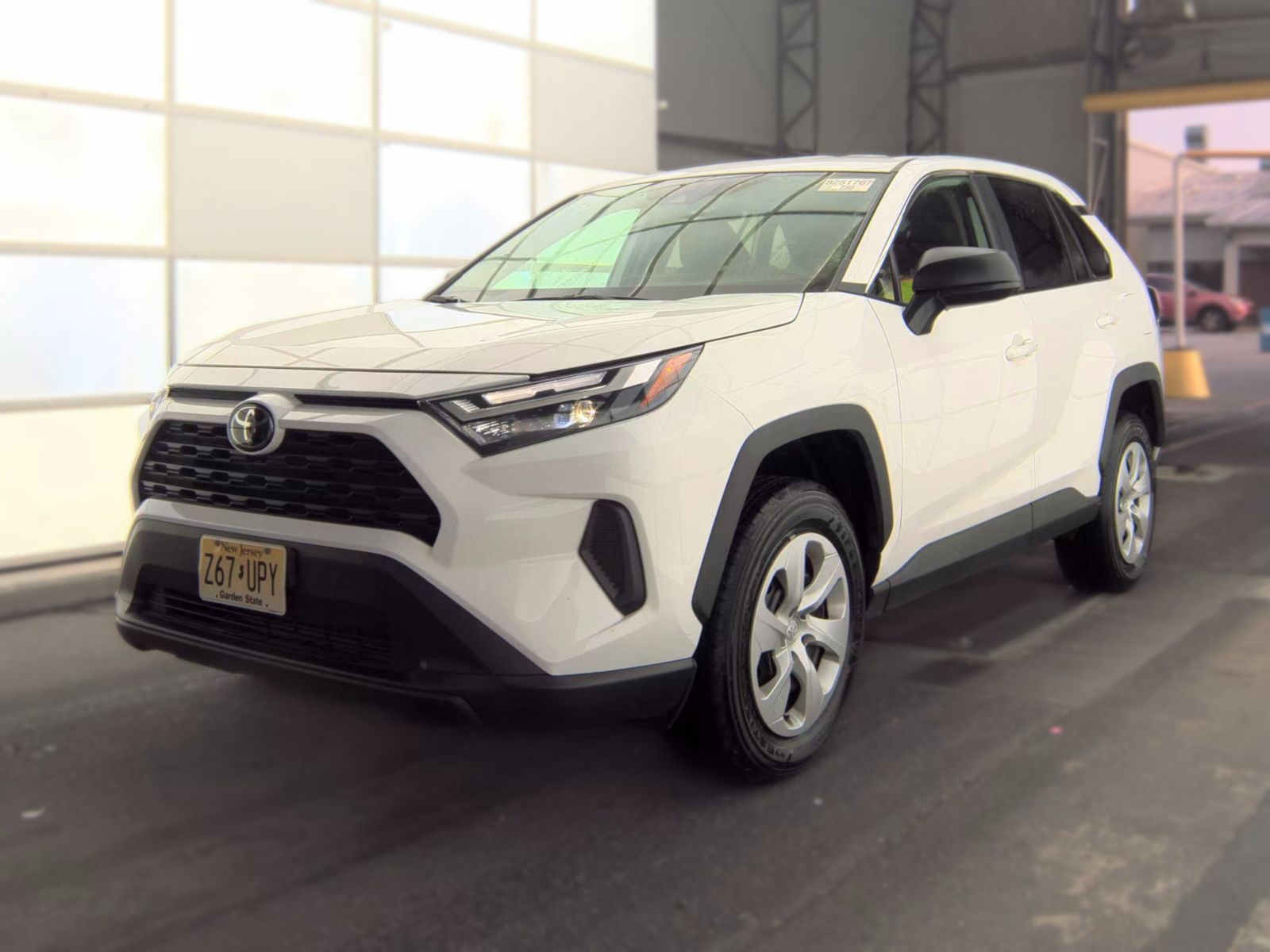 2025 Toyota RAV4 LE AWD
