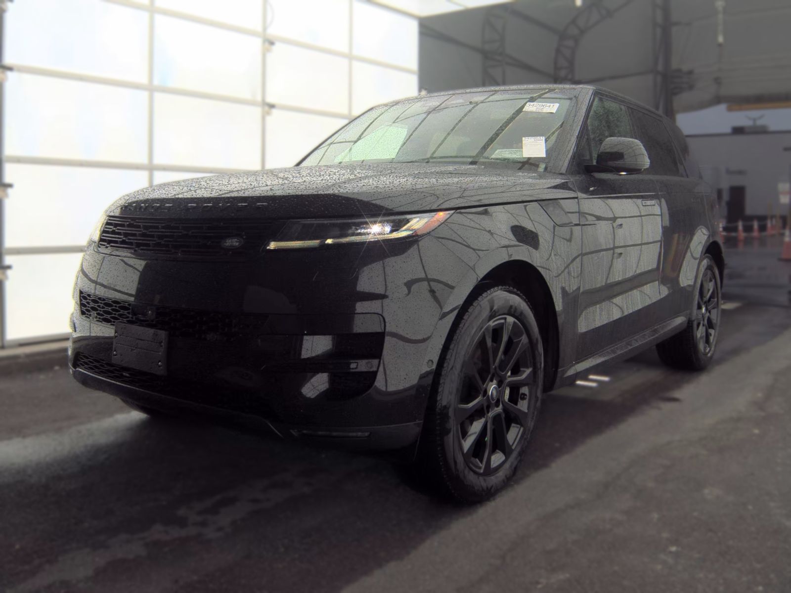 2025 Land Rover Range Rover Sport SE AWD