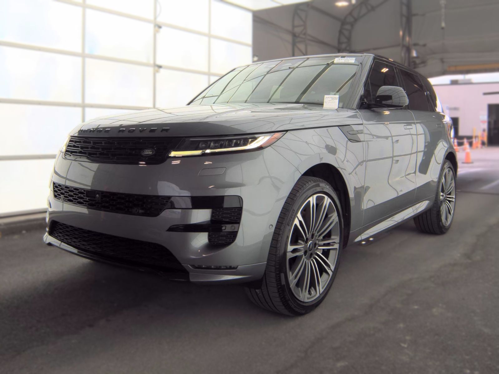 2025 Land Rover Range Rover Sport Dynamic SE AWD
