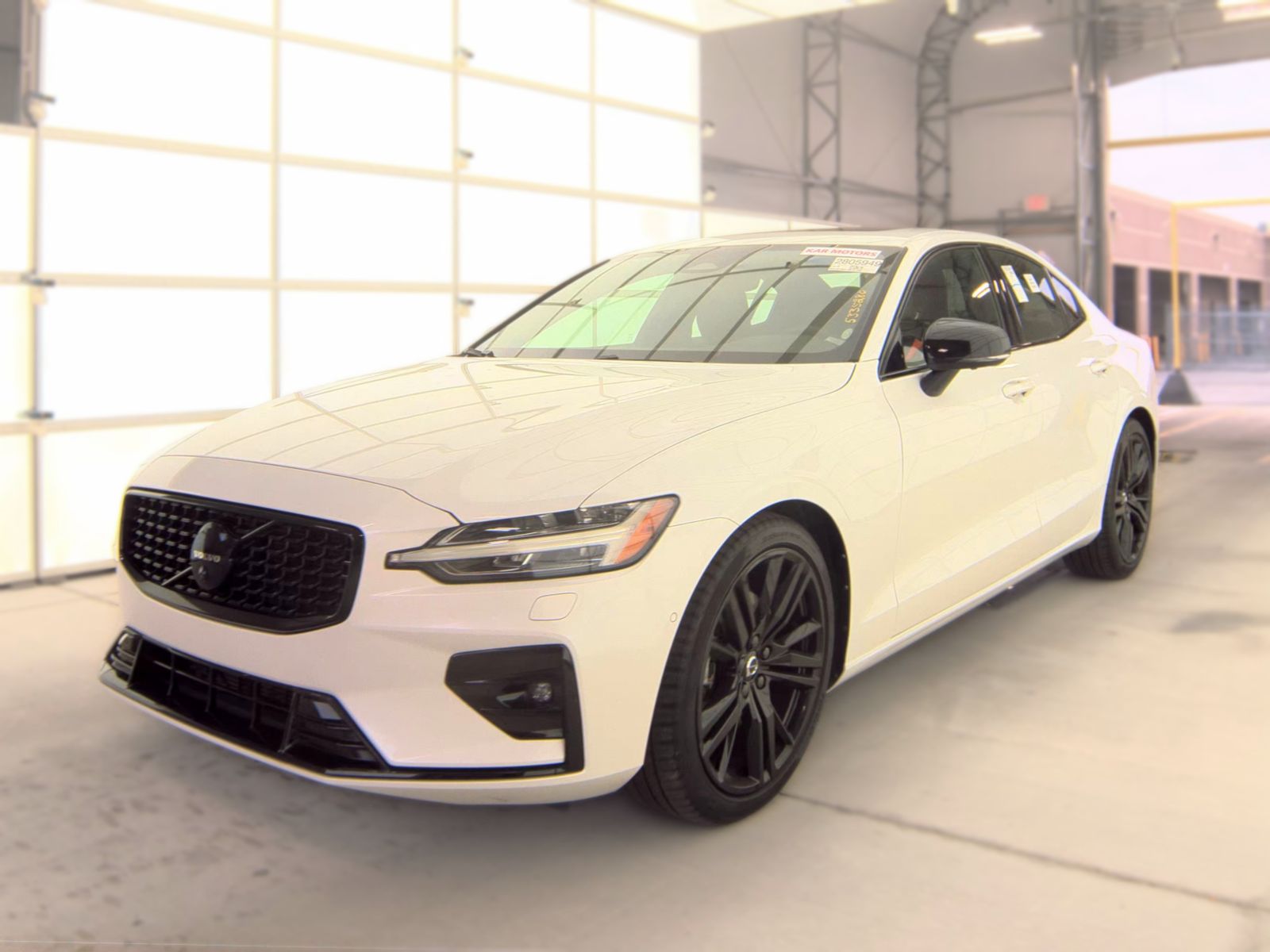 2023 Volvo S60 B5 Plus FWD