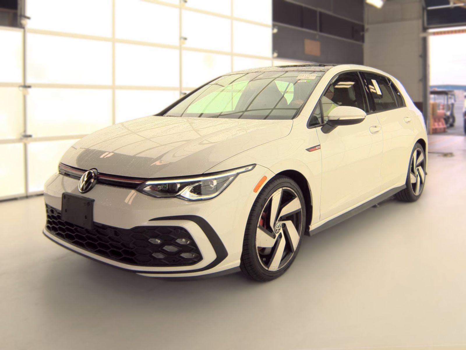 2022 Volkswagen Golf GTI 2.0T SE FWD