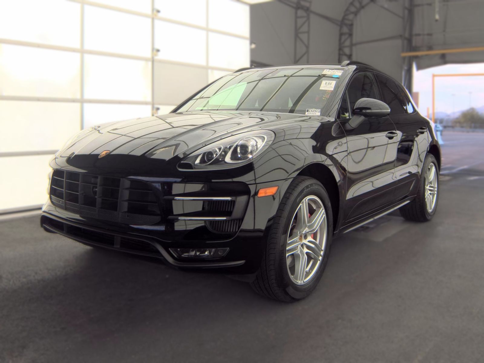 2017 Porsche Macan Turbo AWD