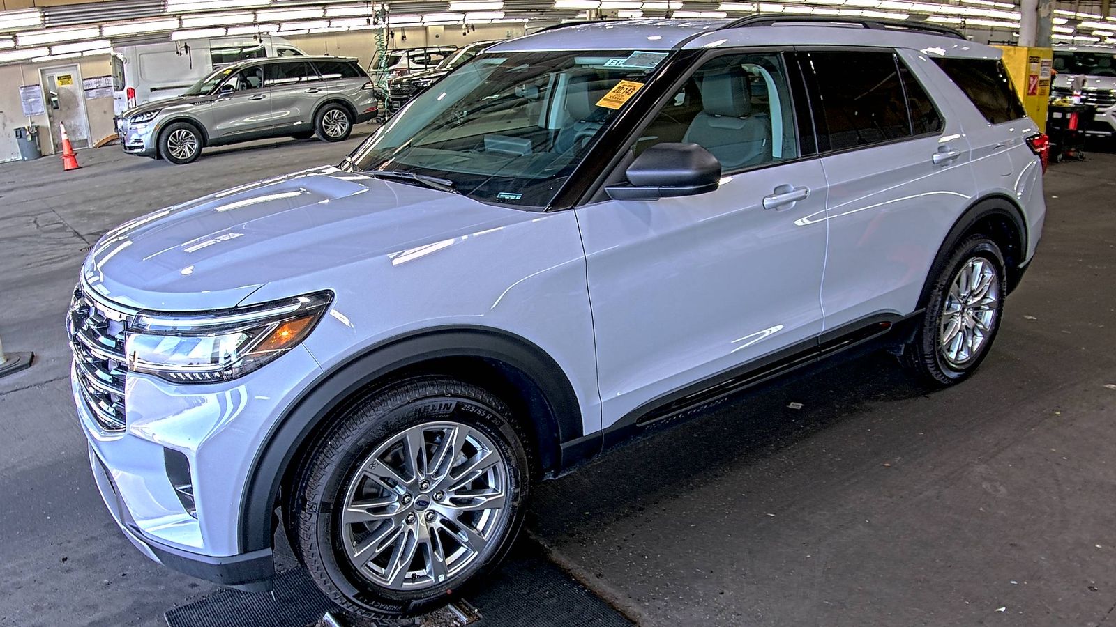 2026 Ford Explorer Active AWD