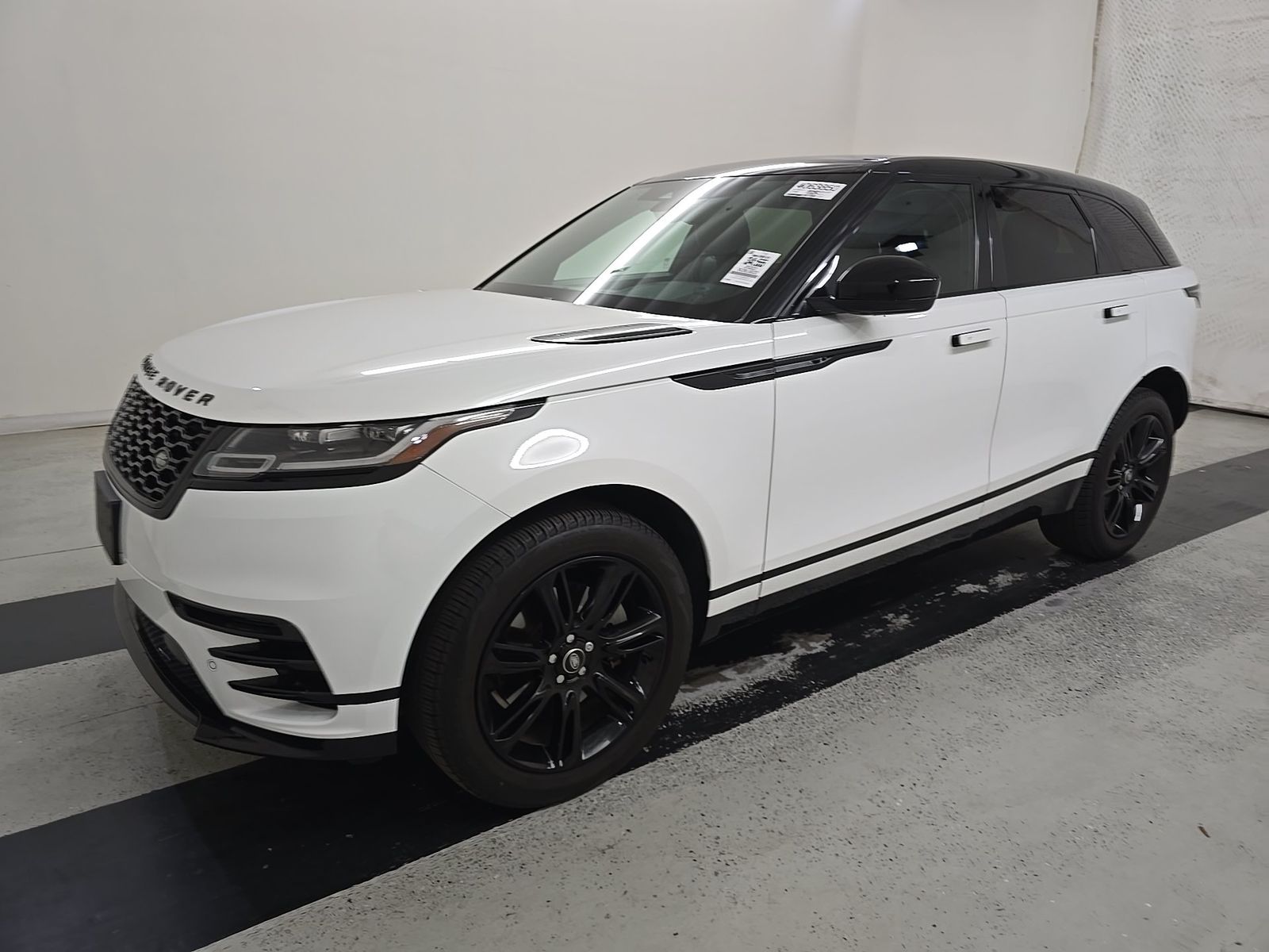 2022 Land Rover Range Rover Velar R-Dynamic S FWD