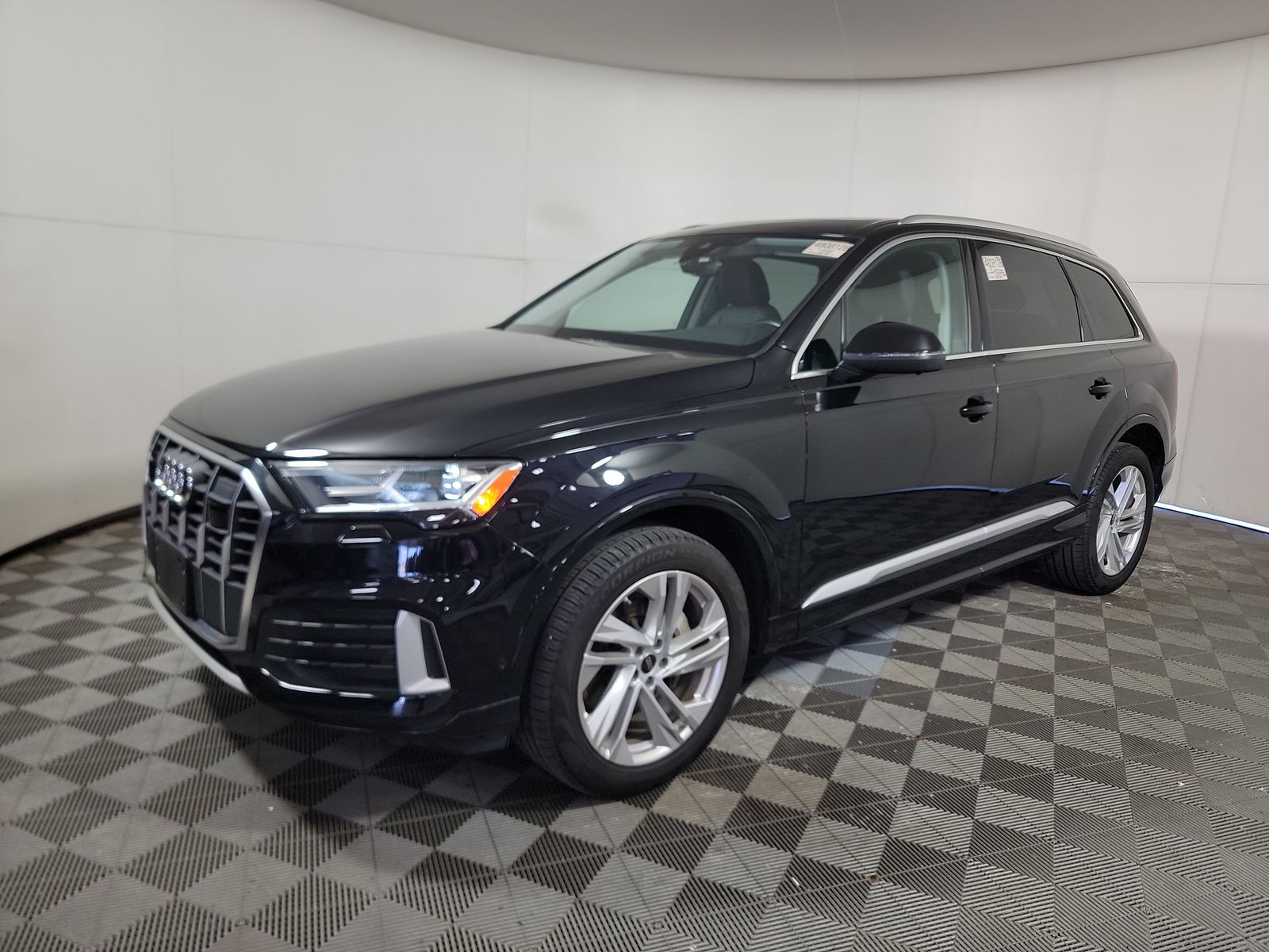 2023 Audi Q7 Premium AWD