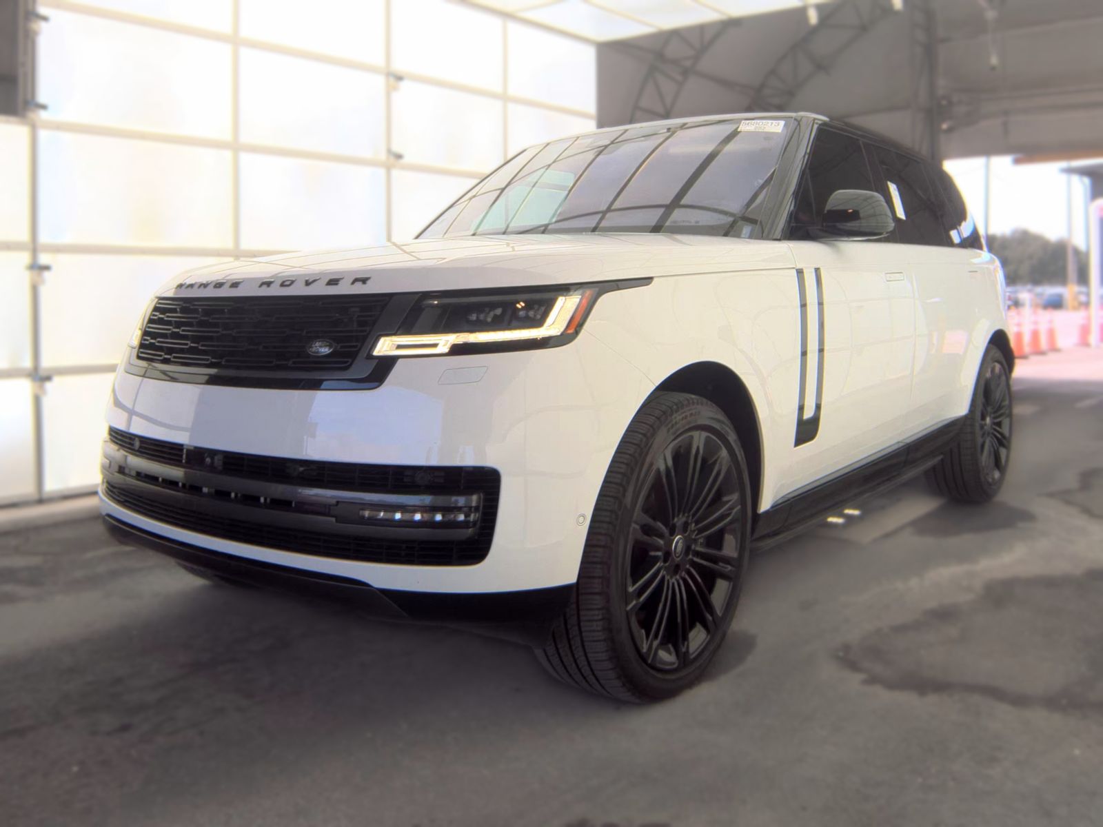 2022 Land Rover Range Rover SE LWB AWD