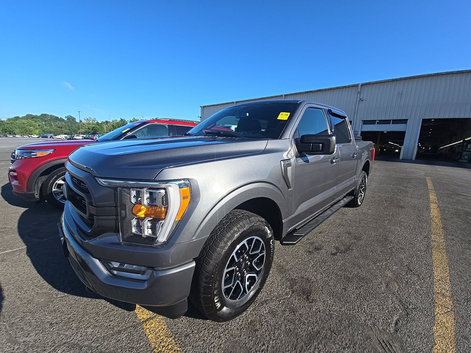 2023 Ford F-150 XLT AWD