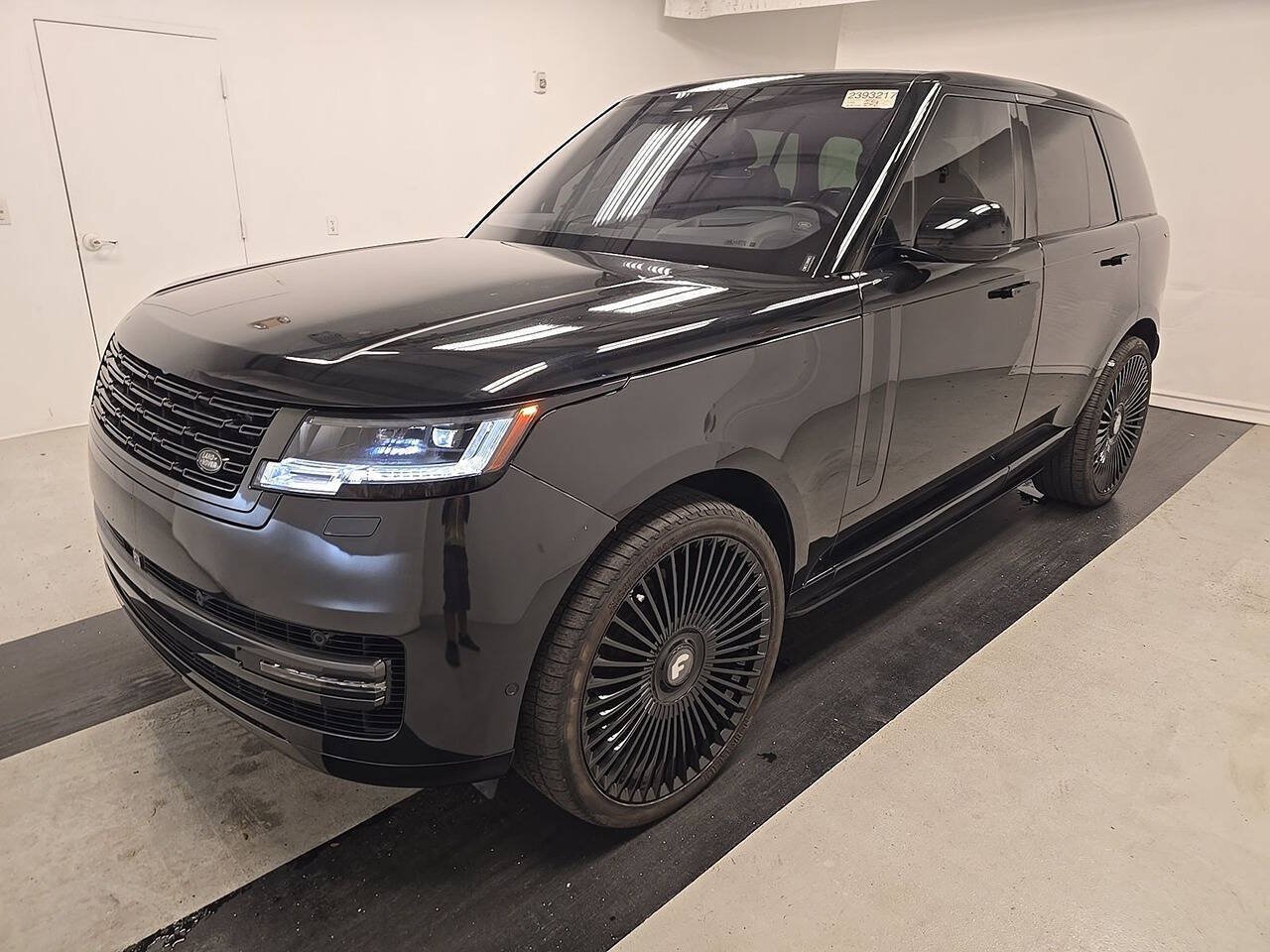2023 Land Rover Range Rover SE AWD