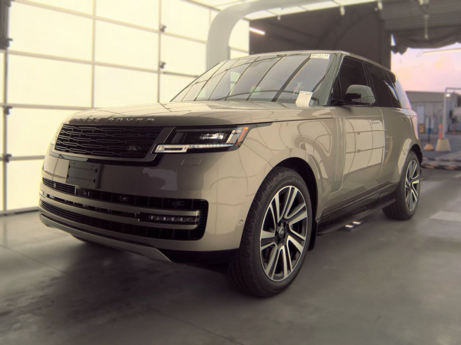 2023 Land Rover Range Rover SE AWD