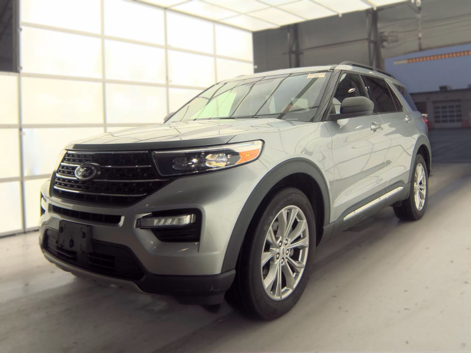 2023 Ford Explorer XLT AWD