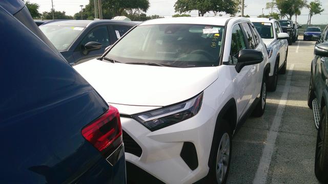 2025 Toyota RAV4 LE AWD
