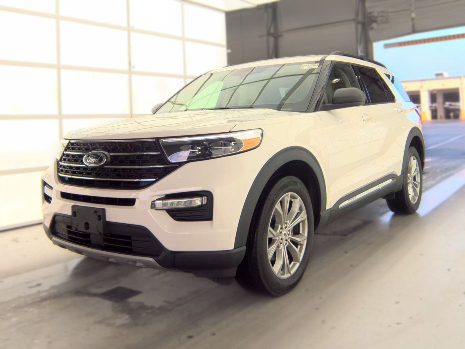 2023 Ford Explorer XLT AWD