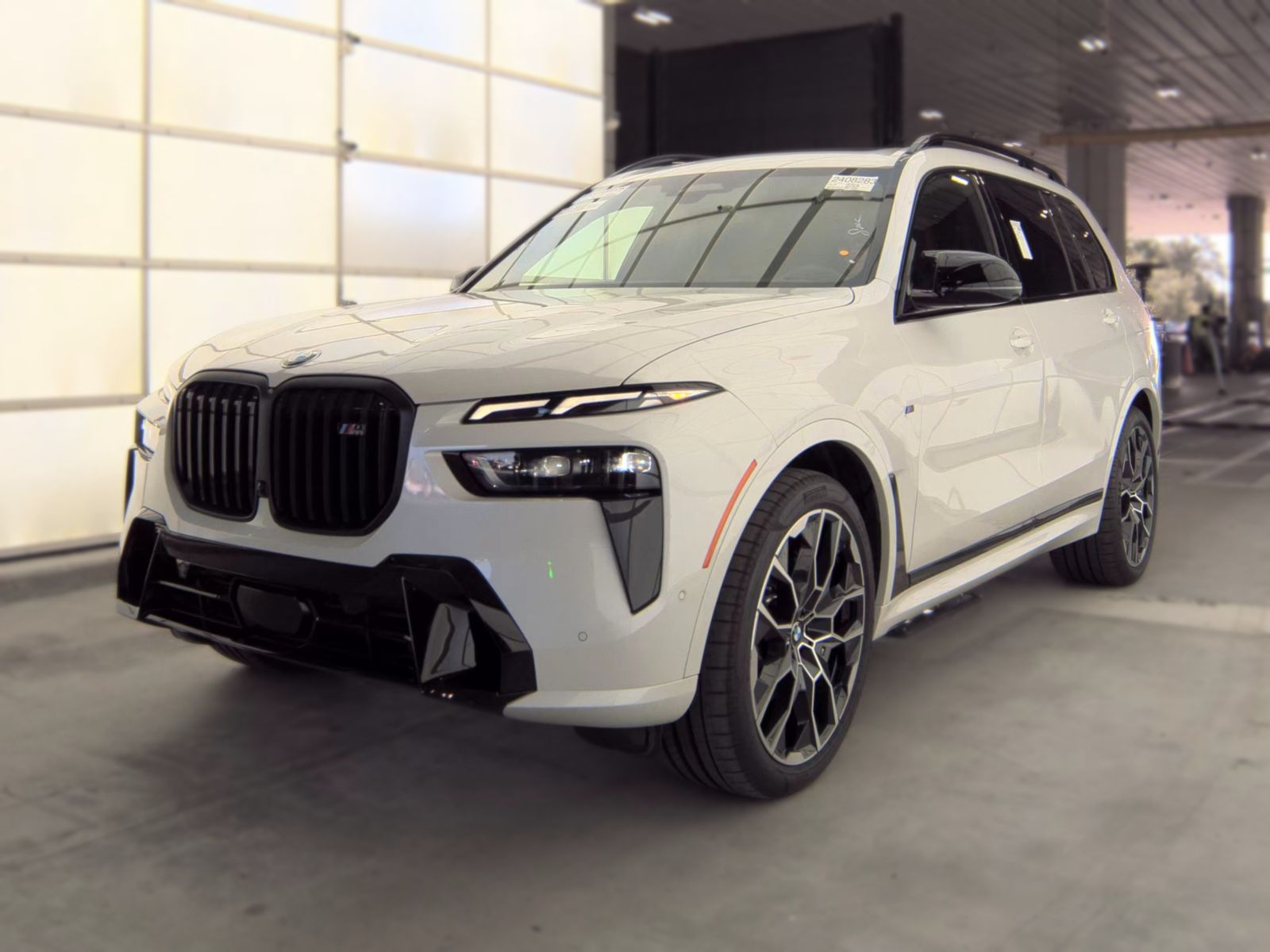 2026 BMW X7 M60i AWD