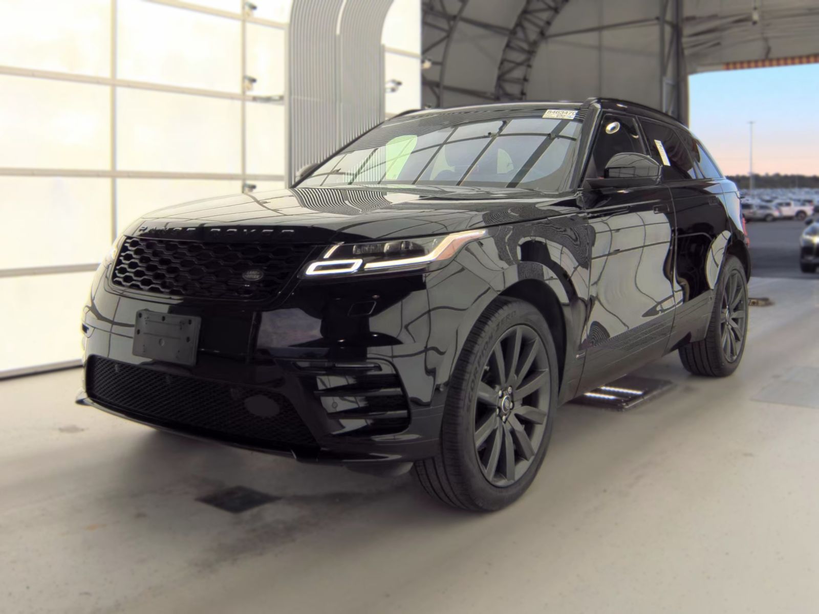 2019 Land Rover R-Dynamic SE