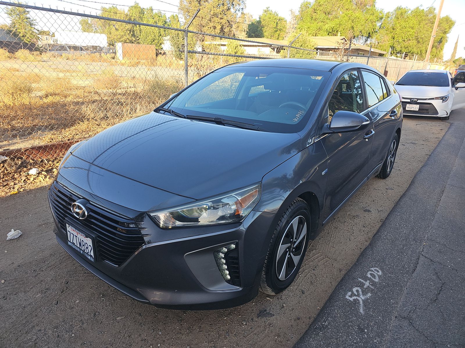 2017 Hyundai Ioniq Hybrid SEL — 1